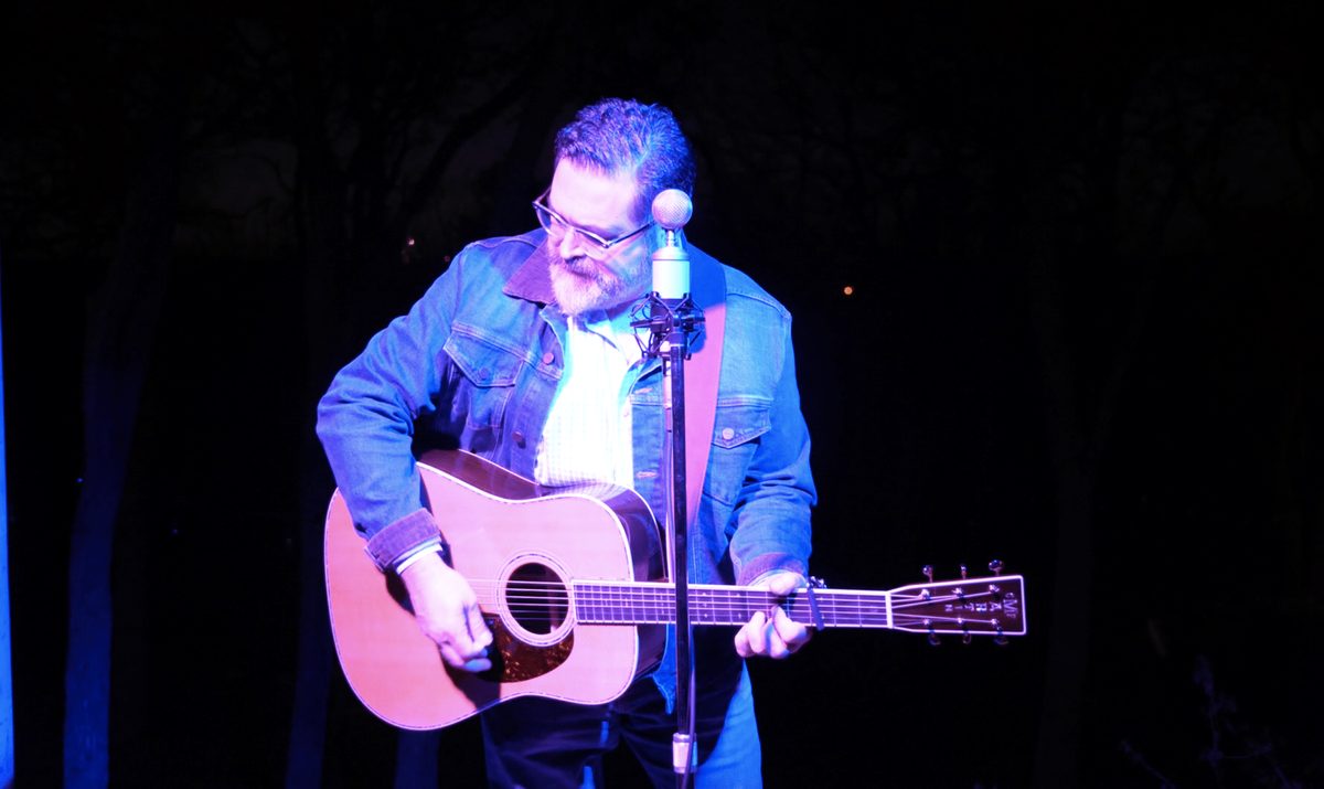 Dan Gonzalez performing
